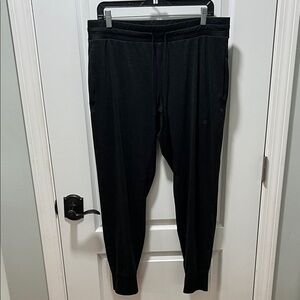 Gap • Mens • Joggers